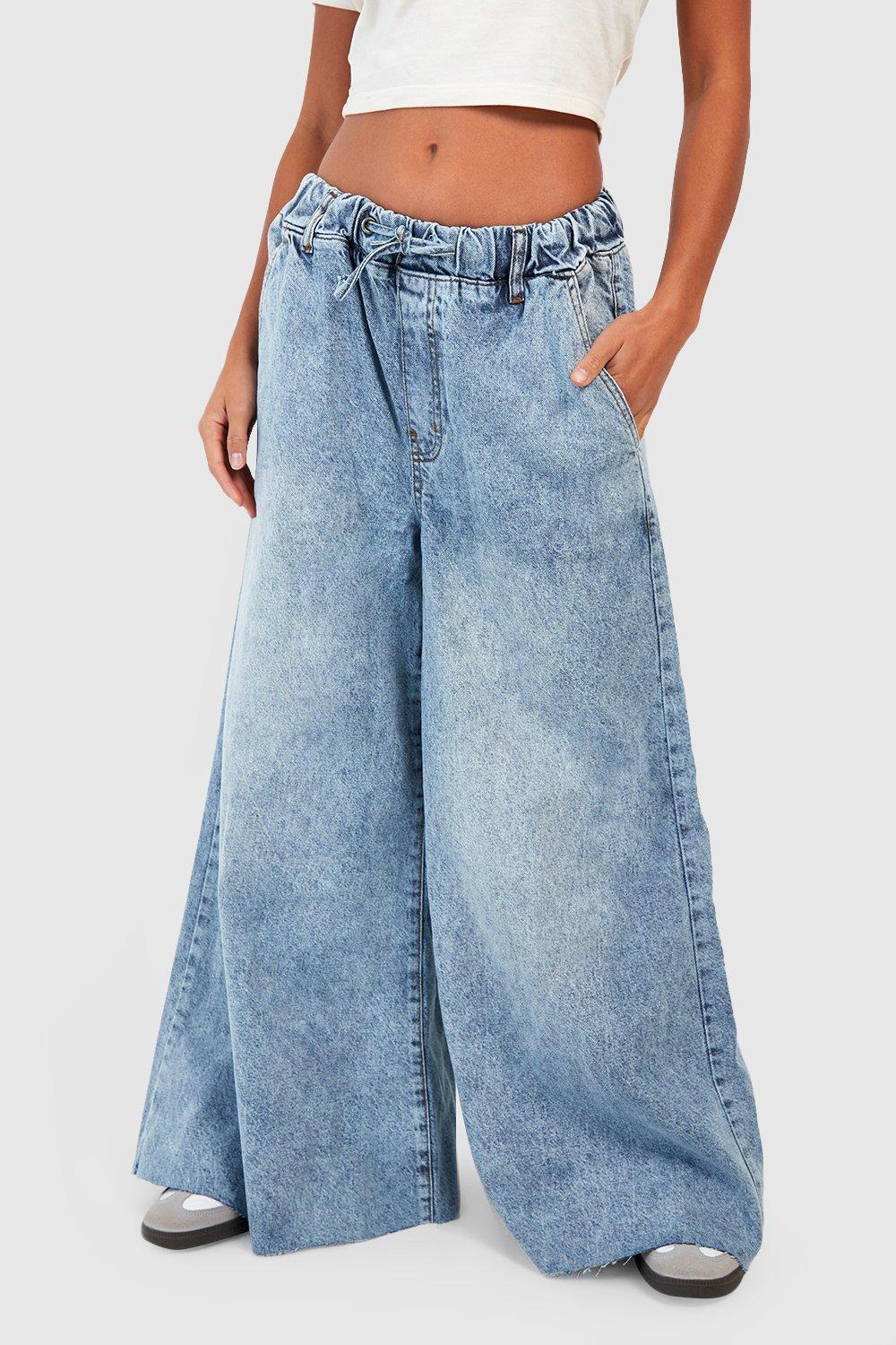 The Petite Super Wide Leg Jean | boohoo CA